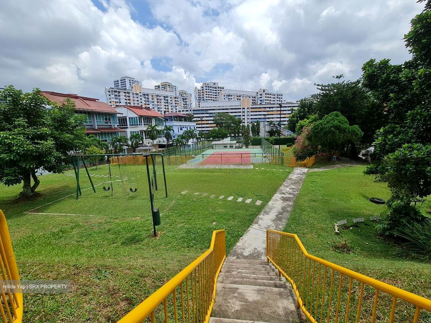 Choa Chu Kang Drive (D23), Terrace #596582281